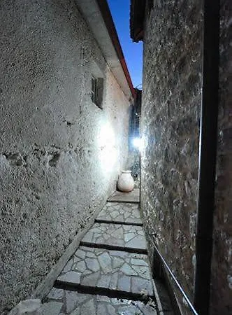 阿若迪蔻可法拉里旅馆 招待所 4*