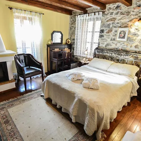 Arhontiko Kefalari 4*